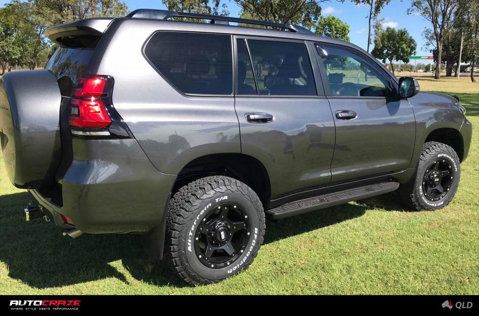 TOYOTA-PRADO-GD04-MATTE-BLACK